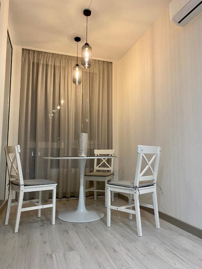 Slavutich Apartments Near Metro Station Kiev Buitenkant foto
