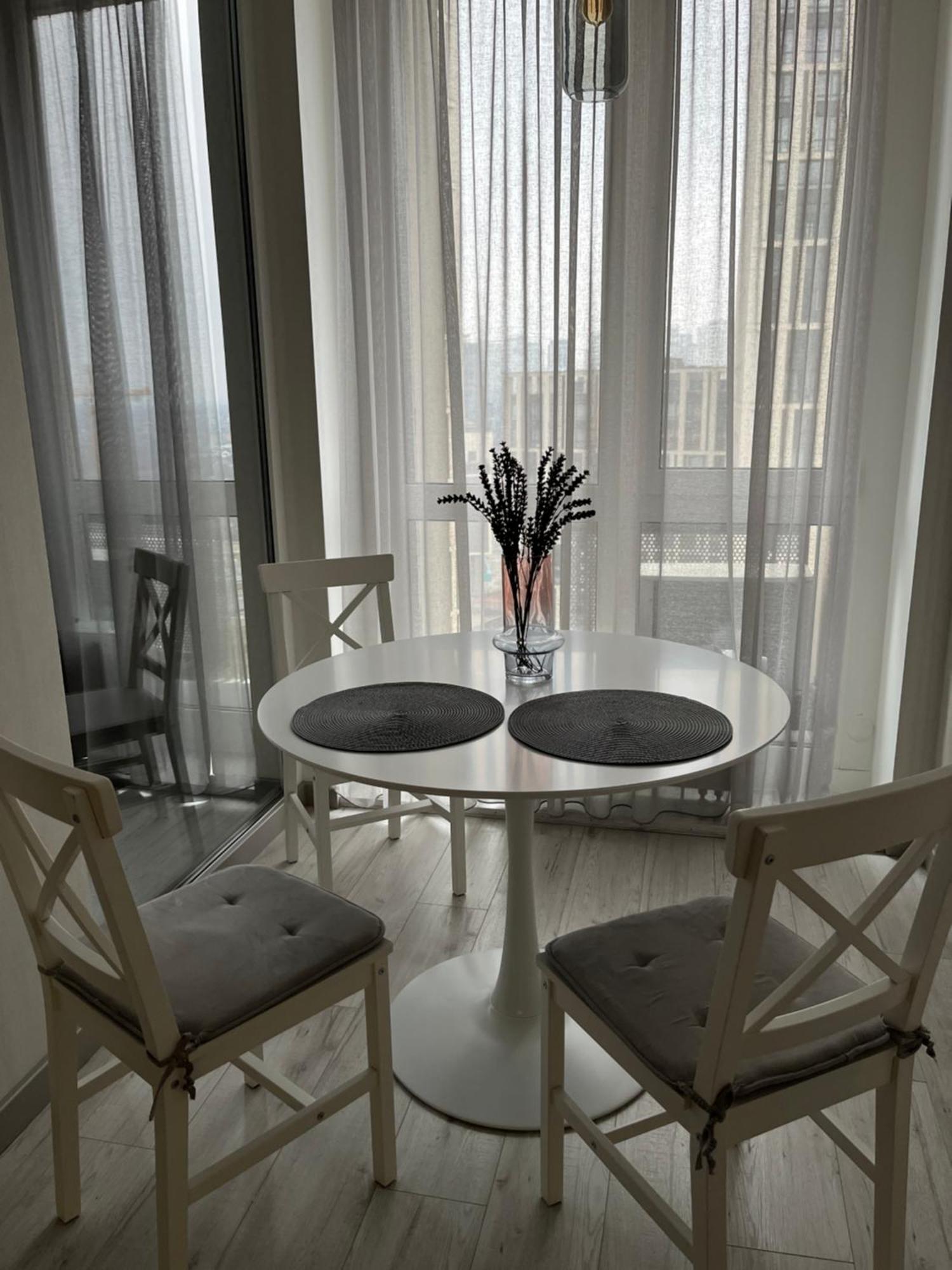 Slavutich Apartments Near Metro Station Kiev Buitenkant foto